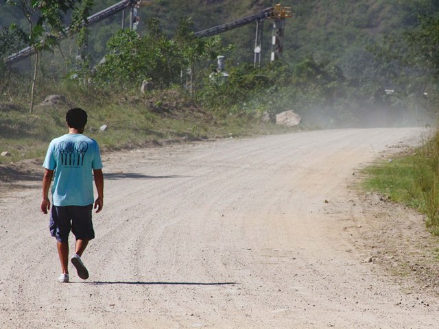 Tim Lopes - Histórias de Arcanjo: Lopes realizava uma reportagem sobre abuso sexual e tráfico de drogas em um baile funk na noite de sua morte