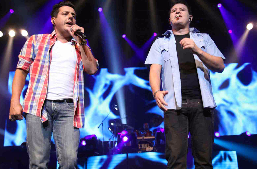 Marrone grava vídeo para desmentir fim da dupla com Bruno