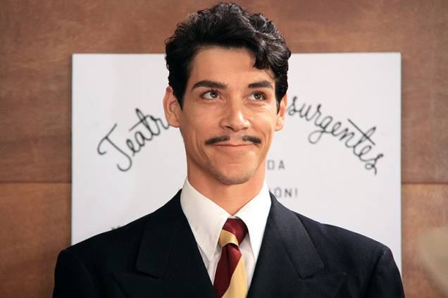Cantinflas - A Magia da Comédia: Óscar Jaenada, na zona de conforto Cantinflas - A Magia da Comédia: Óscar Jaenada, na zona de conforto