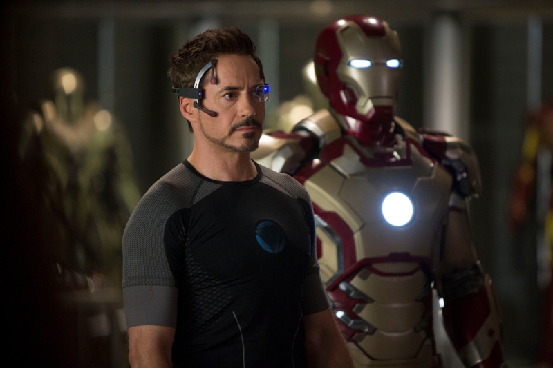 Robert Downey Jr. como Tony Stark e a armadura: feitos um para o outro