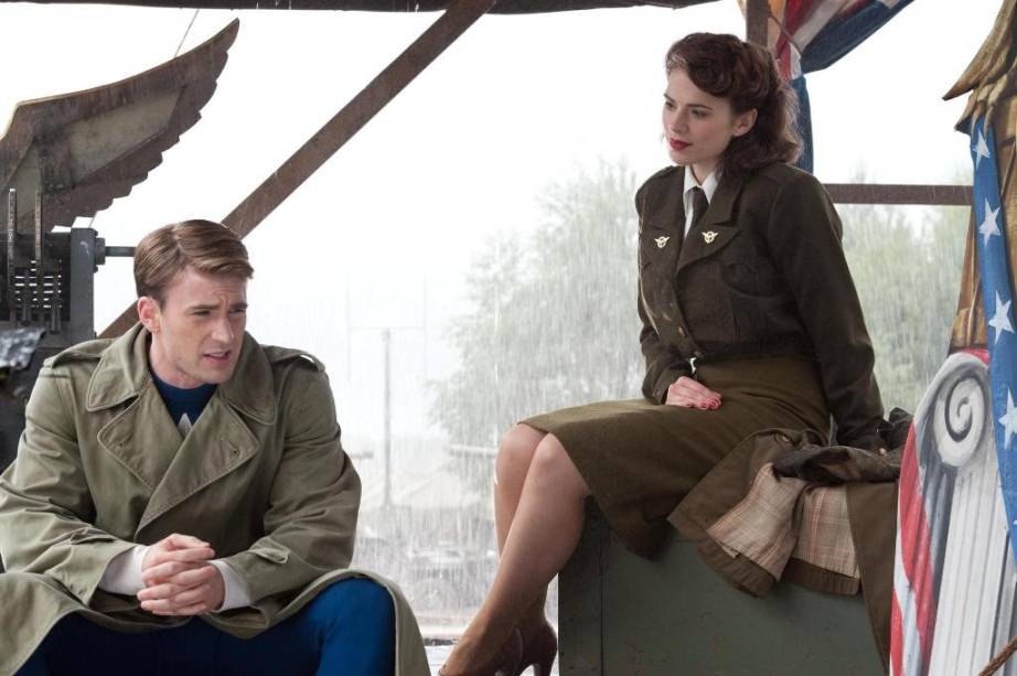 Chris Evans e Hayley Atwell: atores interpretam Capitão América e Peggy Carter no filme