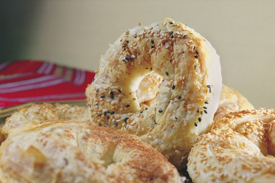 Casa Búlgara: fazem sucesso as burekas (R$ 7,40, cada), que são rosquinhas folhadas Casa Búlgara: fazem sucesso as burekas (R$ 7,40, cada), que são rosquinhas folhadas