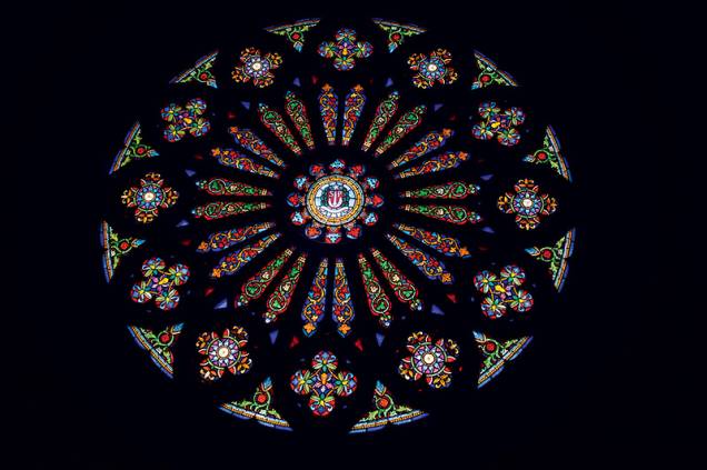 Um dos vitrais da Catedral da Sé