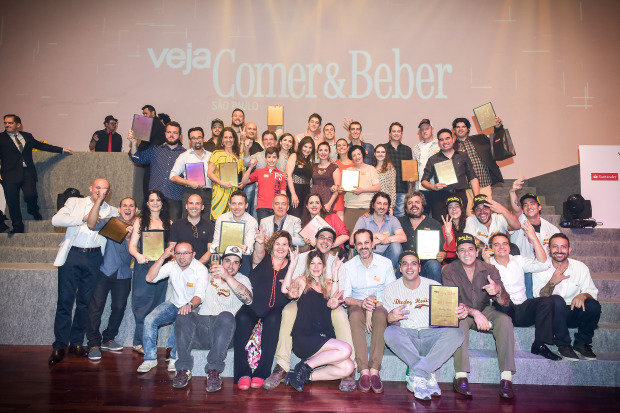 Comemoração na Casa Fasano: alguns dos vencedores da noite