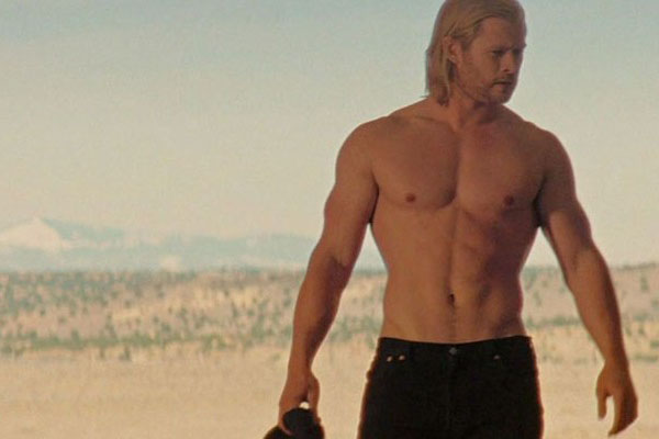 Thor: Ragnarok - Chris Hemsworth revela que não queria tirar a camisa no  filme!