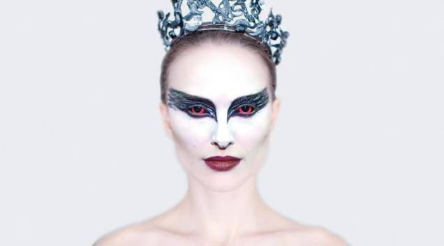 Manipulação e competição: Nina (Natalie Portman) quer conquistar o papel principal de O Lago dos Cisnes a todo custo Manipulação e competição: Nina (Natalie Portman) quer conquistar o papel principal de O Lago dos Cisnes a todo custo