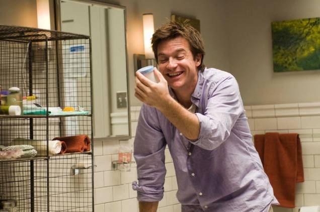 Na comédia Coincidências do Amor, Jason Bateman interpreta um homem extremamente neurótico Na comédia Coincidências do Amor, Jason Bateman interpreta um homem extremamente neurótico