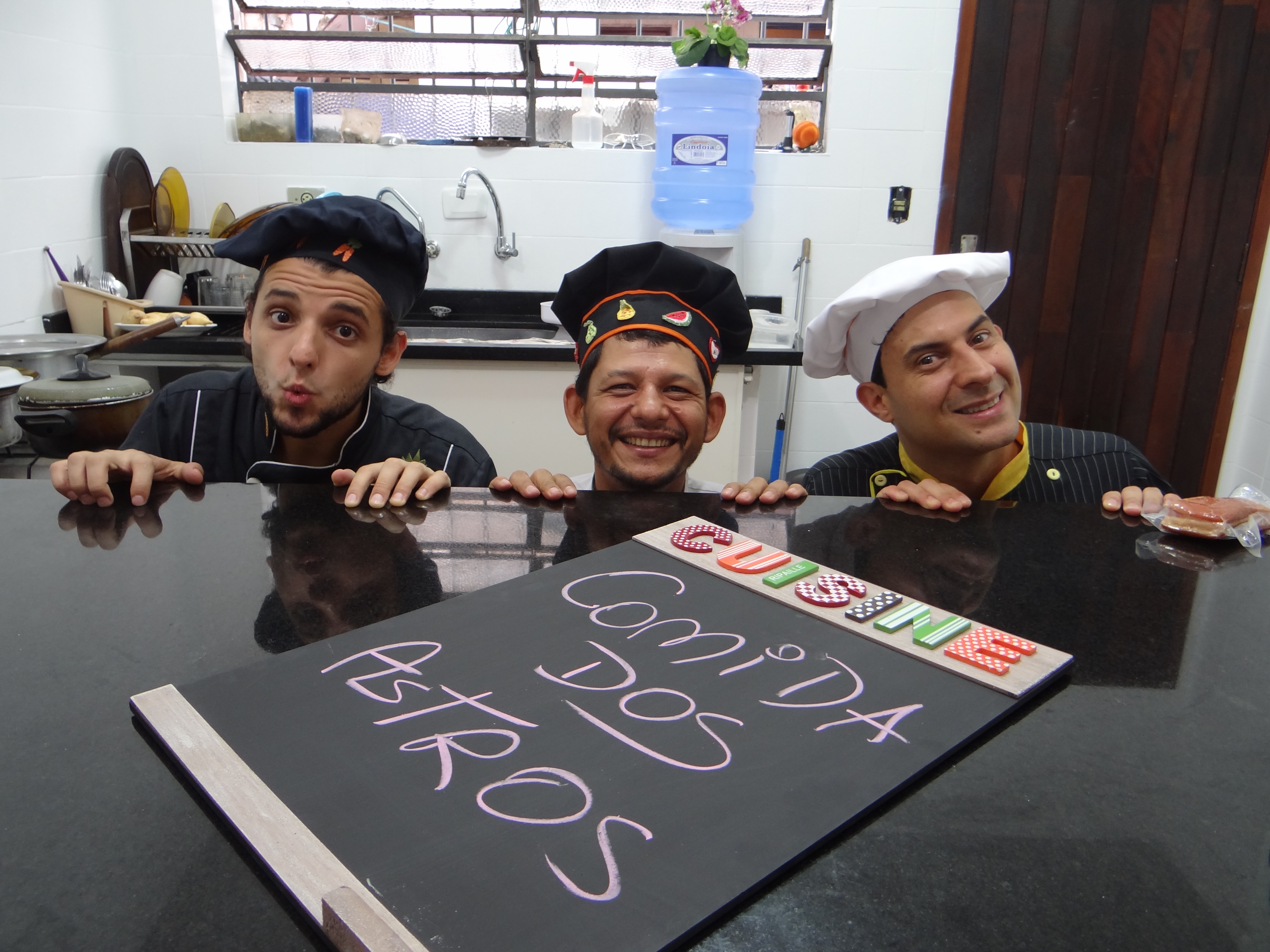 comediadosastros3.jpeg