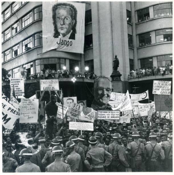 O Dia que Durou 21 Anos: documentário investiga a ligação do governo norte-americano no Golpe Militar de 1964 no Brasil