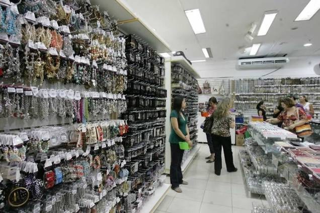 Lucky Bijoux, no Shopping Porto Geral: a galeria de 6 000 metros quadrados conta com 110 lojas