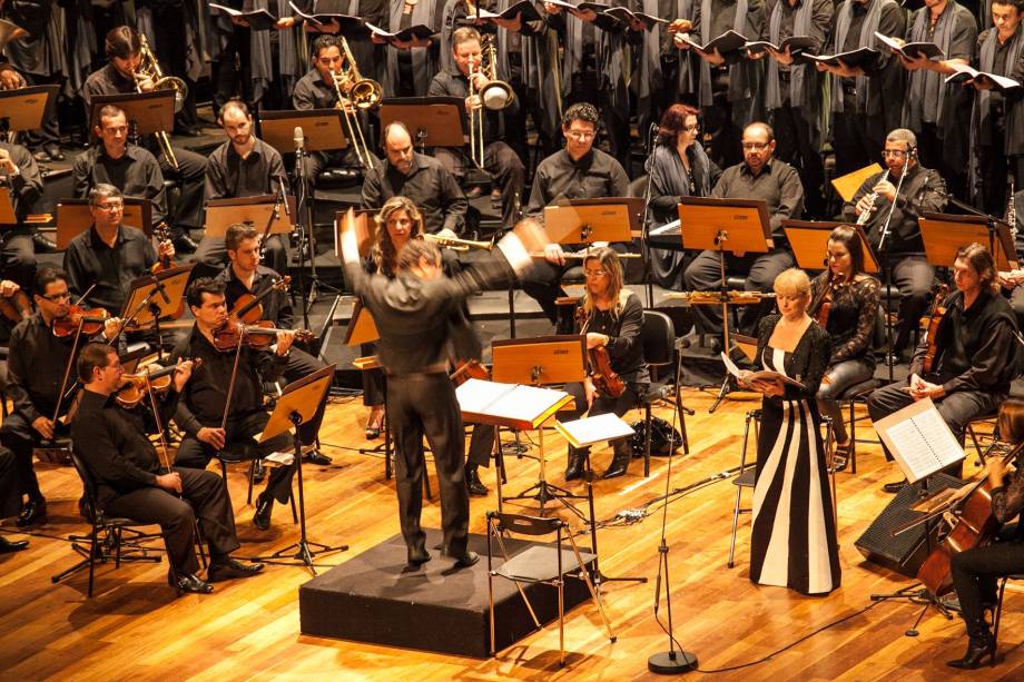 A cantata traz relatos da jovem Anne Franke interpretada por coro e orquestra