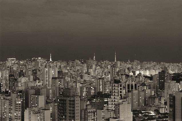 São Paulo vista do alto, em registro de Cristiano Mascaro: a Fotospot cobra R$ 1.950,00 (sem moldura) ou R$ 2.260,00 (com moldura)