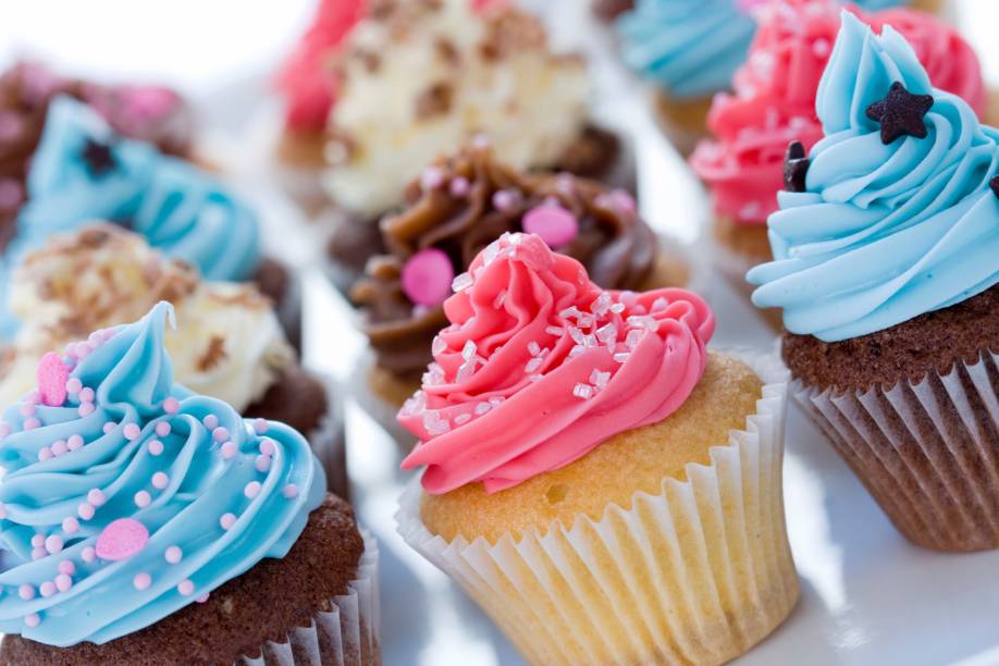 Delícia: crianças aprendem a fazer cupcakes na oficina da loja D.Tonetti