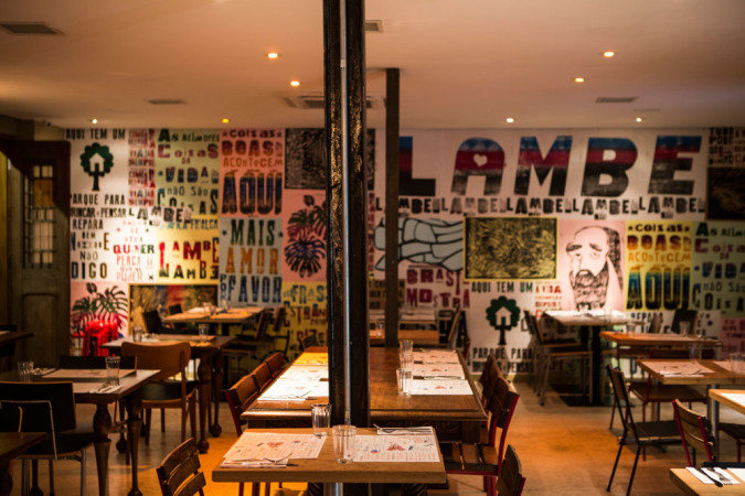 Salão do bar Lambe-lambe (Foto: Ricardo D'Angelo) 
