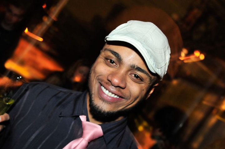 Danilo de Moura substitui Tiago Abravanel como Tim Maia