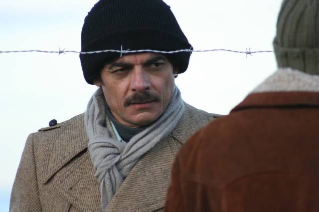 O ator Benjamín Vincuña em Dawson Ilha 10: drama chileno dirigido por Miguel Littin O ator Benjamín Vincuña em Dawson Ilha 10: drama chileno dirigido por Miguel Littin
