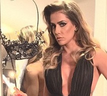 deborah secco