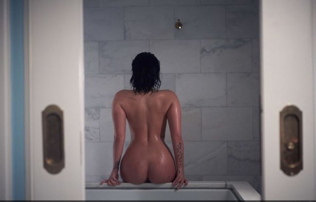 Demi Lovato agita a internet com ensaio para Vanity Fair