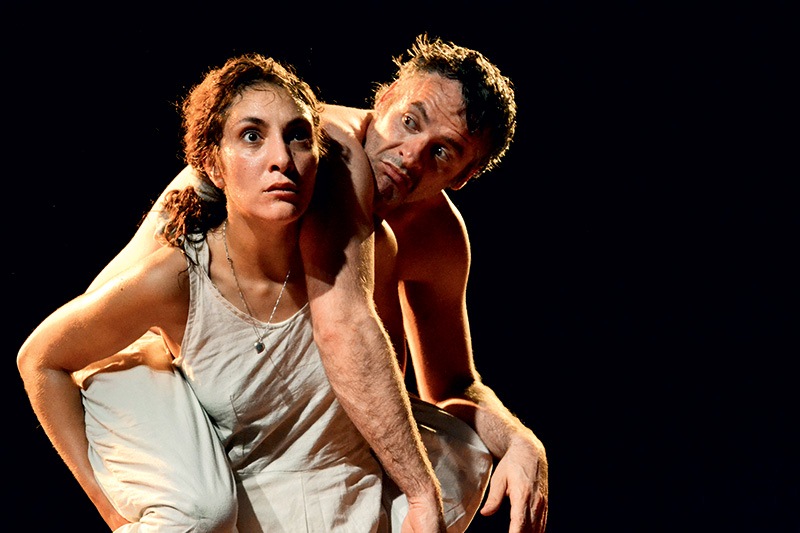 Sara Ribeiro e Felix Lozano: teatro físico