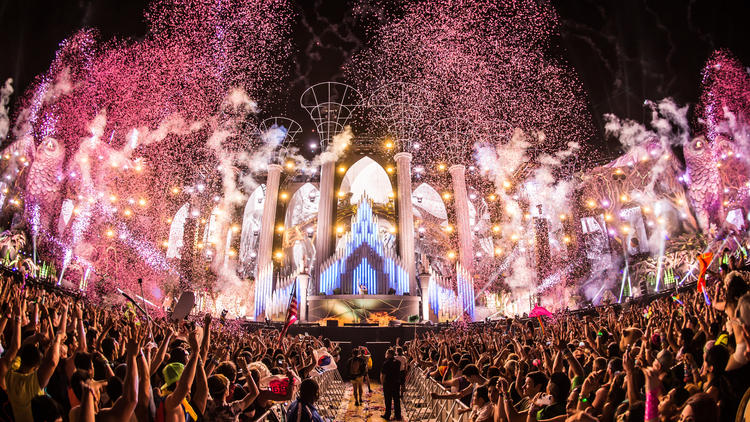 São Paulo terá edição do festival de música eletrônica Electric Daisy  Carnival em 2015 para concorrer com o Tomorrowland | VEJA SÃO PAULO