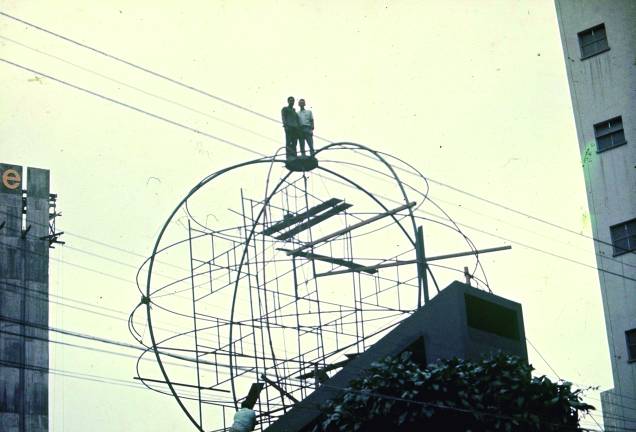 Casa Bola, 1969, de Eduardo Longo