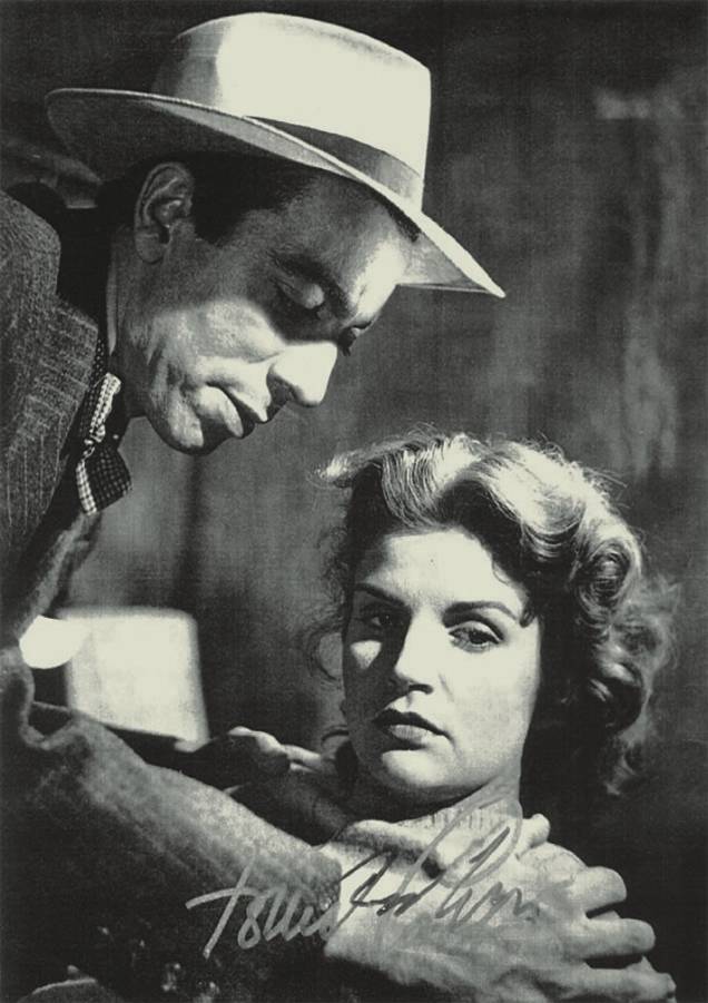 O ator em Perdida de Paixão (1959), com Tônia Carrero: sua trajetória profissional está no documentário Eu Eu Eu José Lewgoy O ator em Perdida de Paixão (1959), com Tônia Carrero: sua trajetória profissional está no documentário Eu Eu Eu José Lewgoy