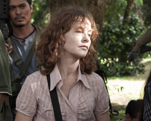 Isabelle Huppert no filme Em Nome de Deus: drama inspirado em um caso real