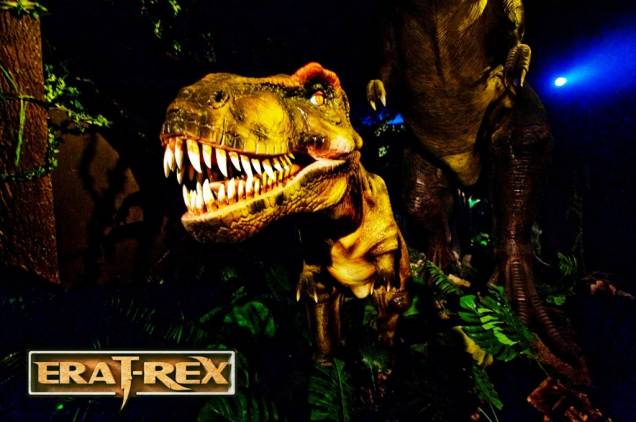"Era T-Rex": vinte réplicas mecânicas reunidas em floresta fictícia de mil metros quadrados