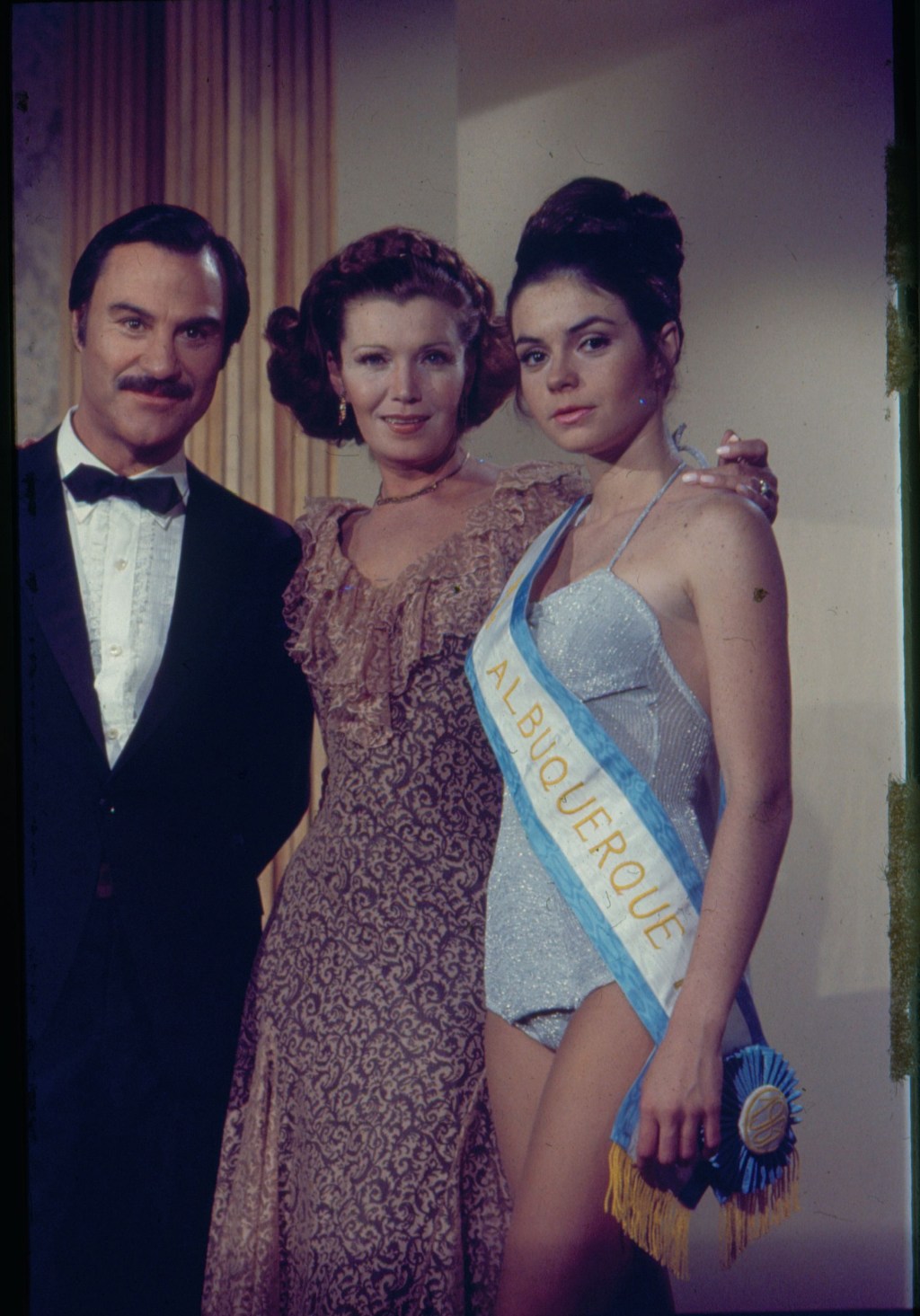 Data da foto: 1976 Leonardo Vilar, Maria Della Costa e Françoise Forton na novela "Estúpido Cupido", da Rede Globo.