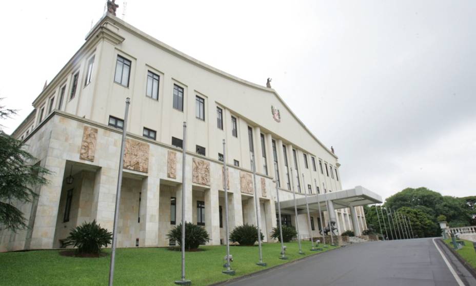 Fachada do Palácio dos Bandeirantes, sede do governo estadual