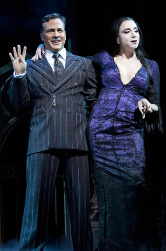 	Gomes e Morticia, papeis de Marisa Orth e Daniel Boaventura, no musical A Família Addams