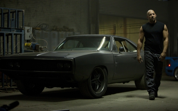 Velozes & Furiosos (2001) – O Dodge Charger 1970 de Dominic Toretto (Vin Diesel) no primeiro filme da franquia  