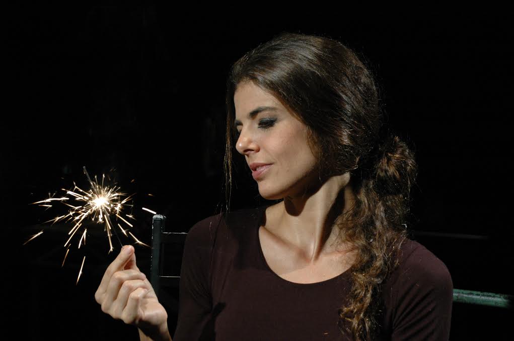 "Festa": a atriz Natalia Gonsales será vista entre 21 e 24/5 (Foto: Toloezani)