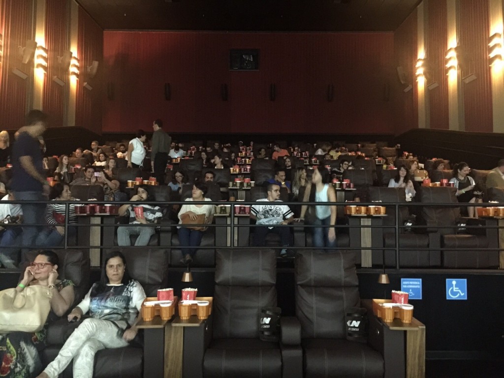 A sala ficou cheia para ver a pré-estreia de 'A Dama Dourada' 