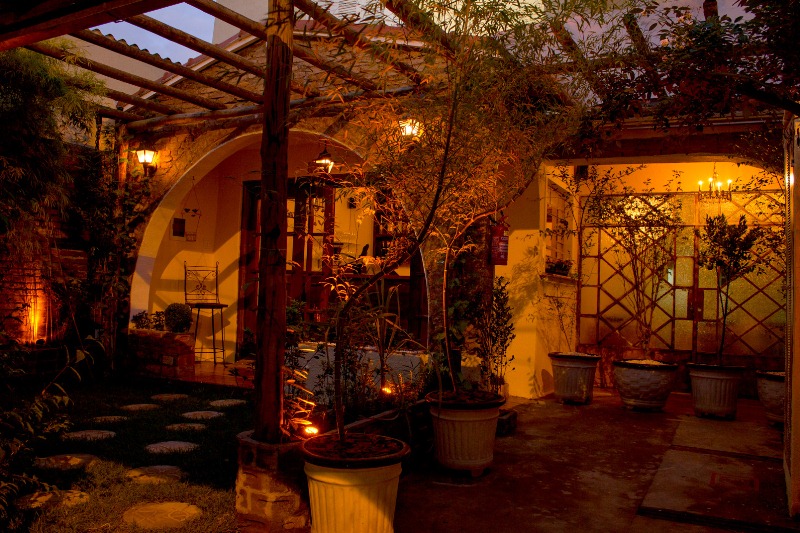foto-bistro-entrada.jpeg