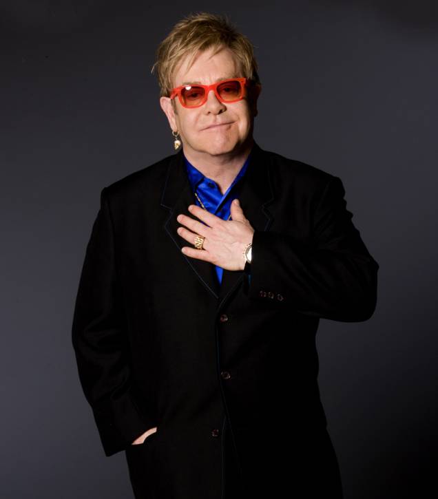 Elton John: cantor e compositor celebra 40 anos de carreira