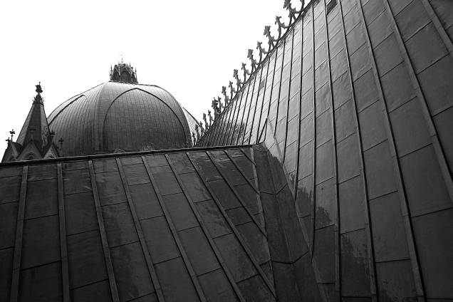 A cúpula da Catedral da Sé em dia de chuva A cúpula da Catedral da Sé em dia de chuva