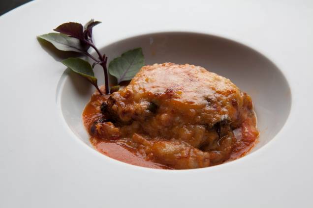A berinjela à parmigiana: uma das mais atraentes opções de entrada