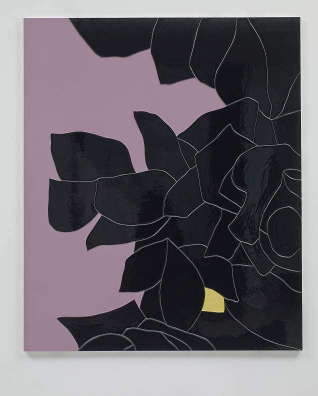 nbsp;A tela <em>Black Flower 3</em> (2014) faz parte da exposição