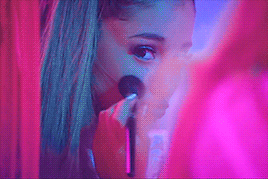 ariana grande makeup make up blush duckface