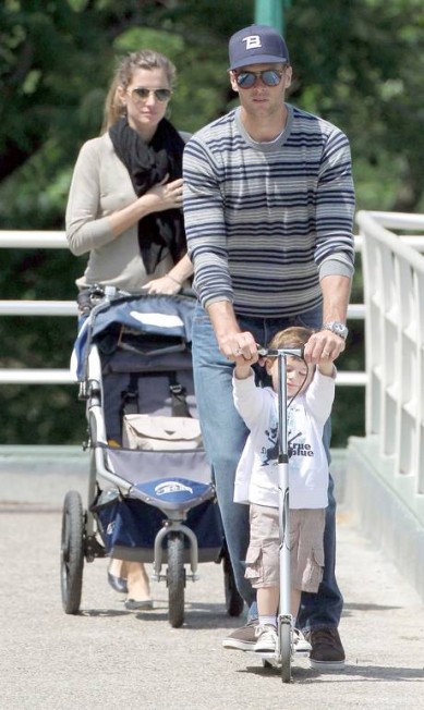 Desde 2006, Gisele está com o jogador de futebol americano Tom Brady, com quem teve um filho, Benjamin, hoje com dois anos e meio. Terceiro / Honopix