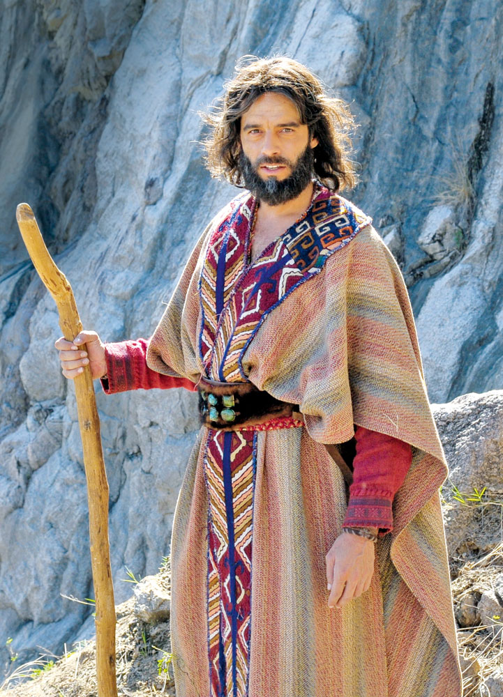 Protagonista de Os Dez Mandamentos, Guilherme Winter perdeu 3 quilos durante as gravações