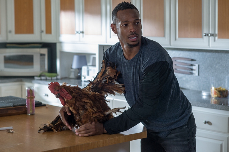 Inatividade Paranormal 2: Malcolm (Marlon Wayans)