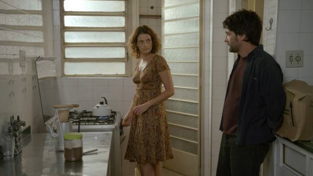 Hoje: Denise Fraga e César Troncoso estão no drama dirigido por Tata Amaral Hoje: Denise Fraga e César Troncoso estão no drama dirigido por Tata Amaral