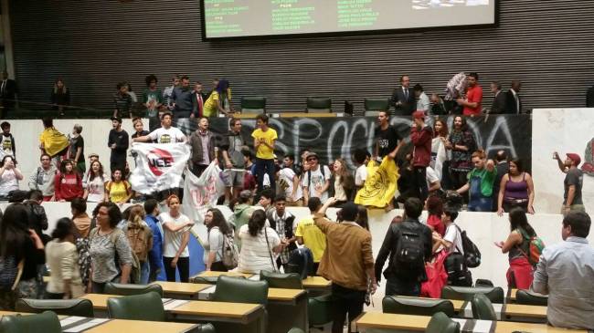 Protesto estudantes Assembleia Legislativa