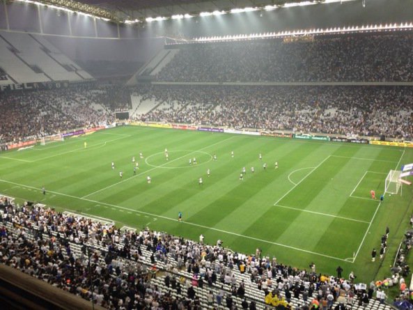 Jogo contra o Figueirense reuniu 37 000 torcedores