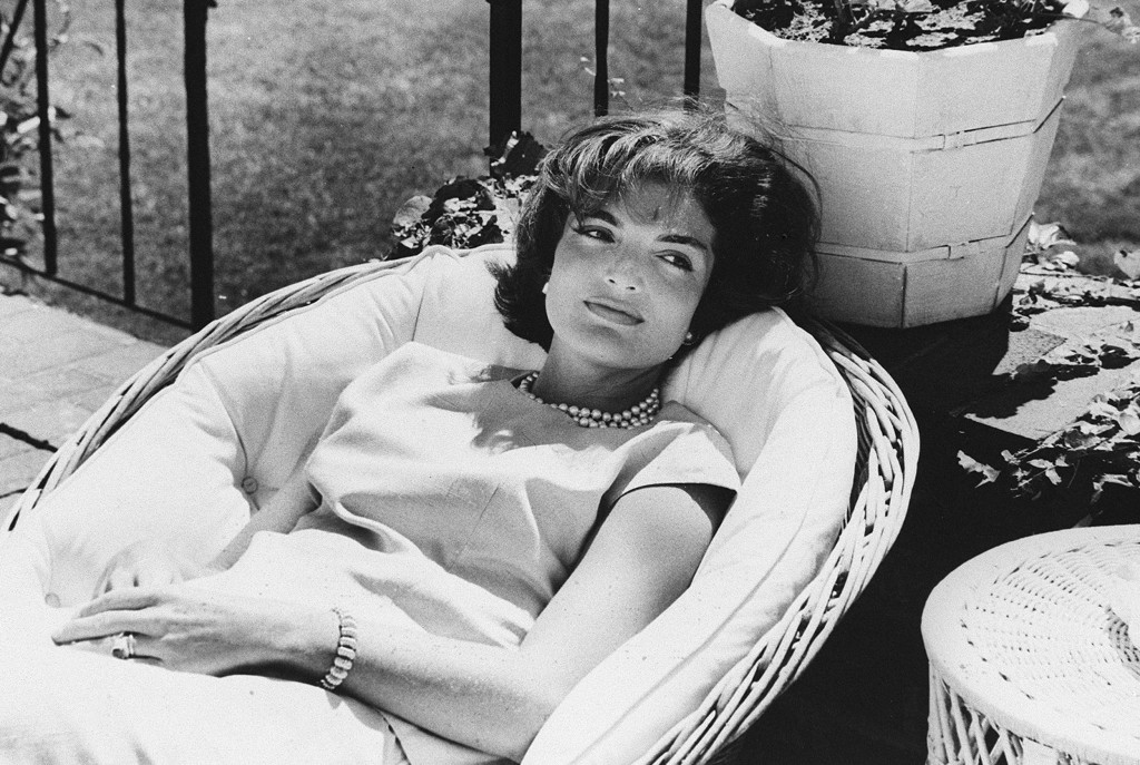 Jackie Kennedy, a primeira-dama que ganhou o amor de uma nação 