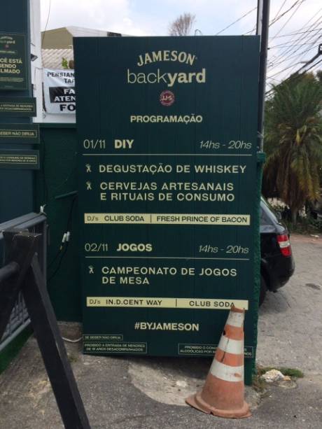Espaço reúne jogos e música