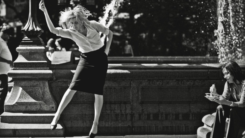 Frances Ha: ela é aluna numa companhia de dança, mas não é de fato uma bailarina