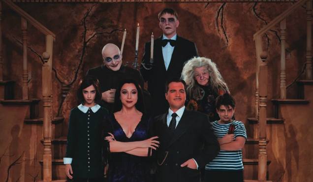 A Família Addams: musical com Daniel Boaventura e Marisa Orth